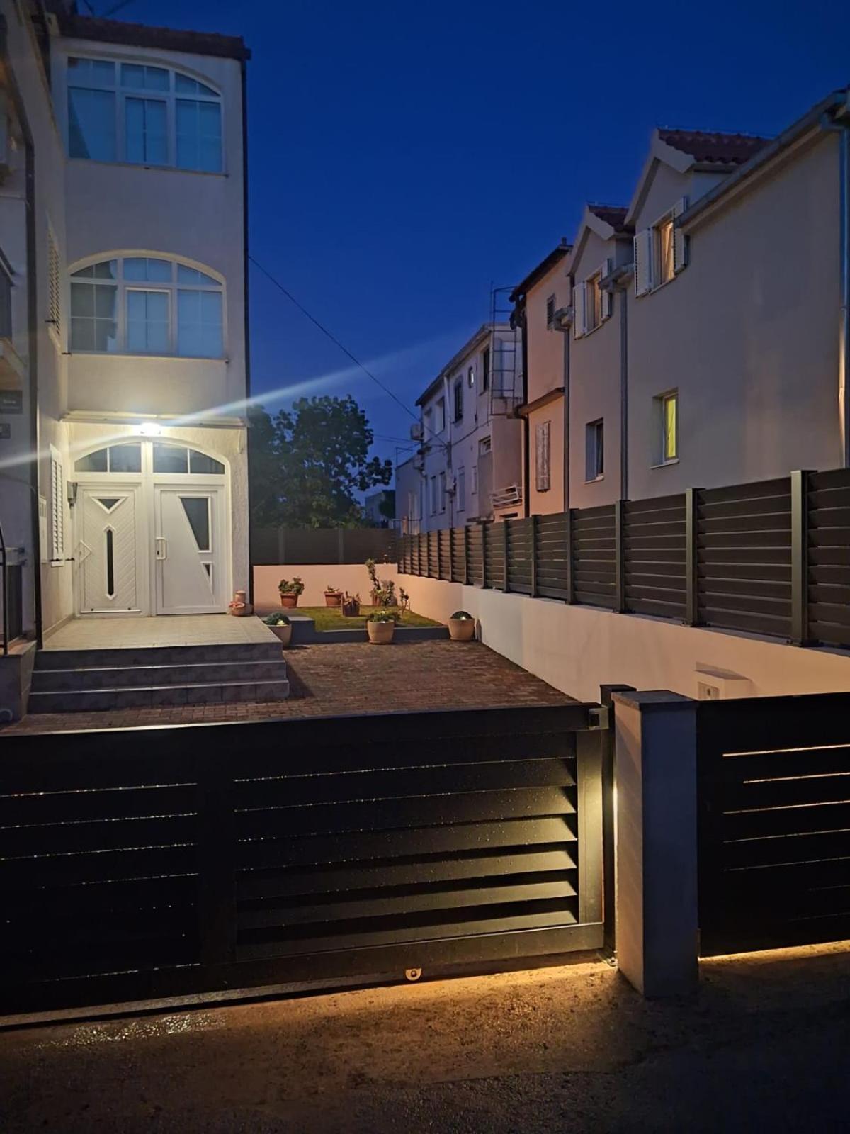 Apartment Marko Kaštela Exterior foto