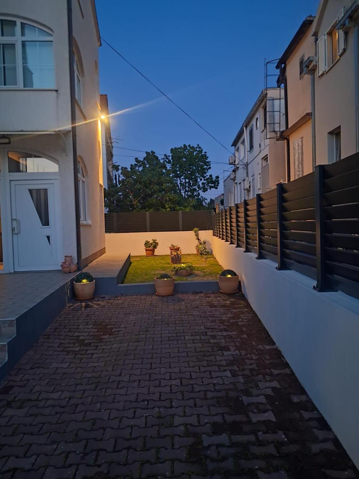 Apartment Marko Kaštela Exterior foto