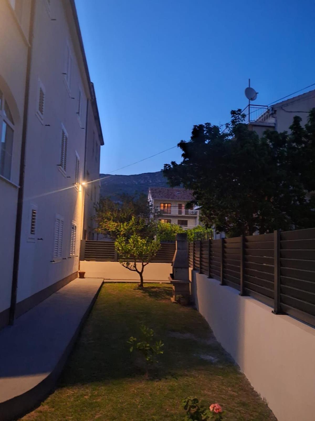 Apartment Marko Kaštela Exterior foto